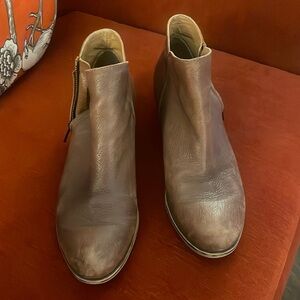 Lucky Brand Barough ankle boots. 10M
